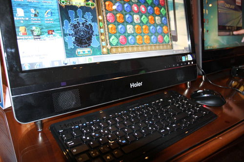 海爾發(fā)四核3D電視觸摸一體電腦 科技融合，開(kāi)啟智能娛樂(lè)新體驗(yàn)